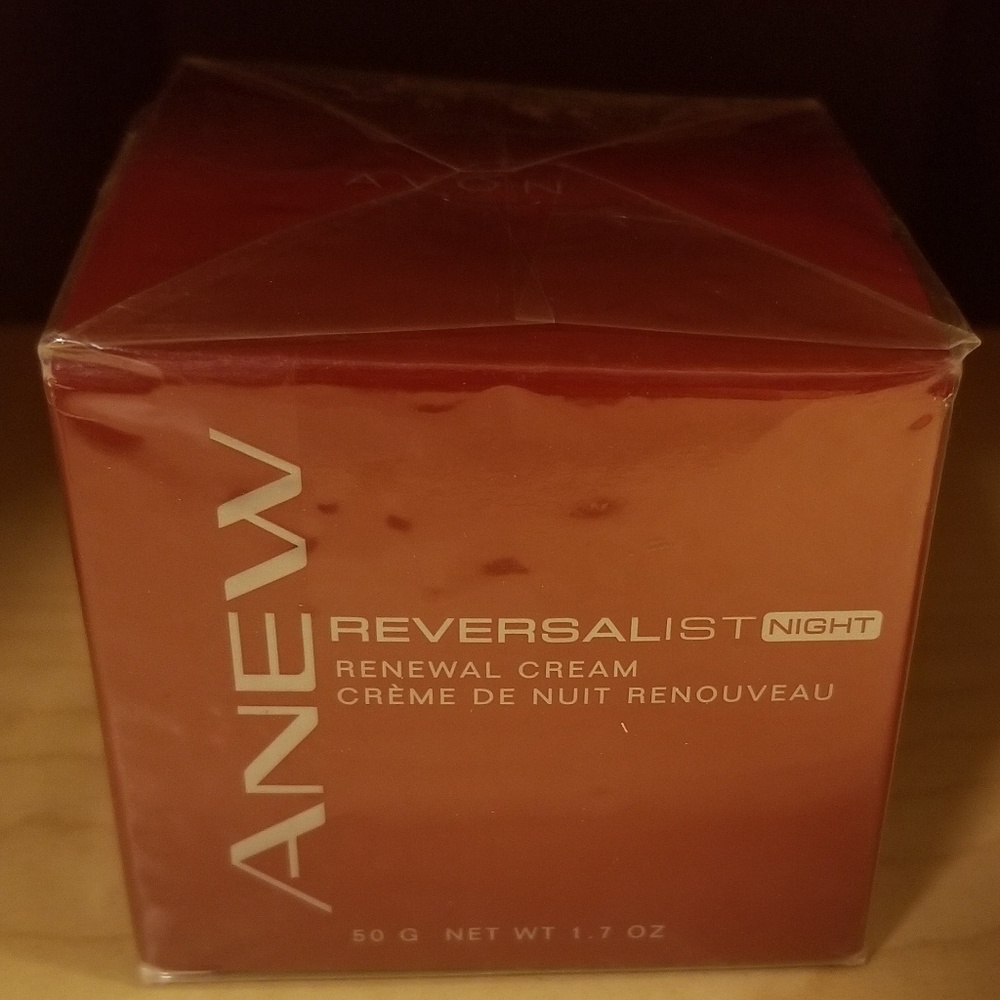 Avon Anew Reversalist night cream
